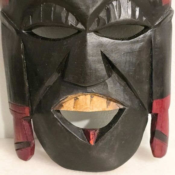 Vintage African Wooden Tribal Mask Handcarved Handpainted In Kenya - Picture 3 of 8